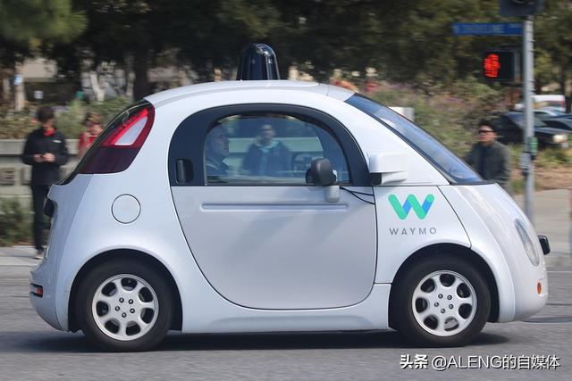 报告称在自动驾驶上，特斯拉排名倒数第二，你服不服？
