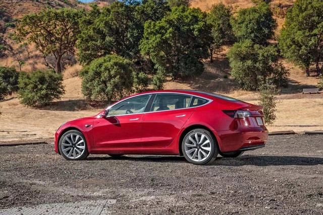 特斯拉全系车型没有备胎 原因不只那么简单