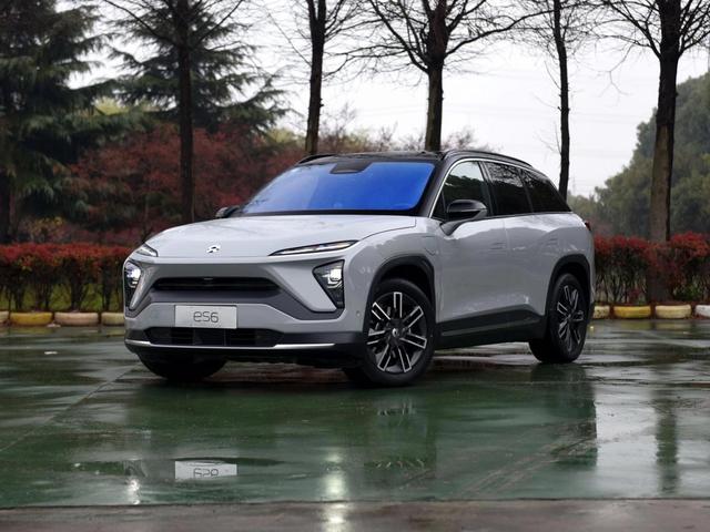 30万搞定丈母娘，买豪车不如选新能源车，低调、豪华、有品味