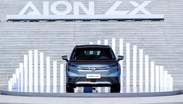 不怕特斯拉当狼，就怕把自己当羔羊！自主品牌谁最能打狼？