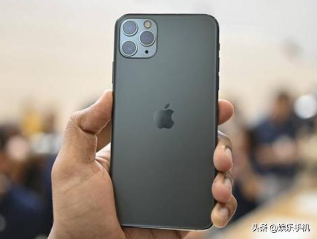 ?1599元安卓机支持120Hz，万元iPhone连90Hz都没有，是智商税？