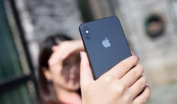 顶级iPhone变身价格屠夫，从8699到4899，苹果A12＋双摄