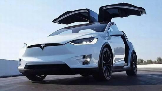 埃隆·马斯克是如何同时管理特斯拉、SpaceX等九家公司的？
