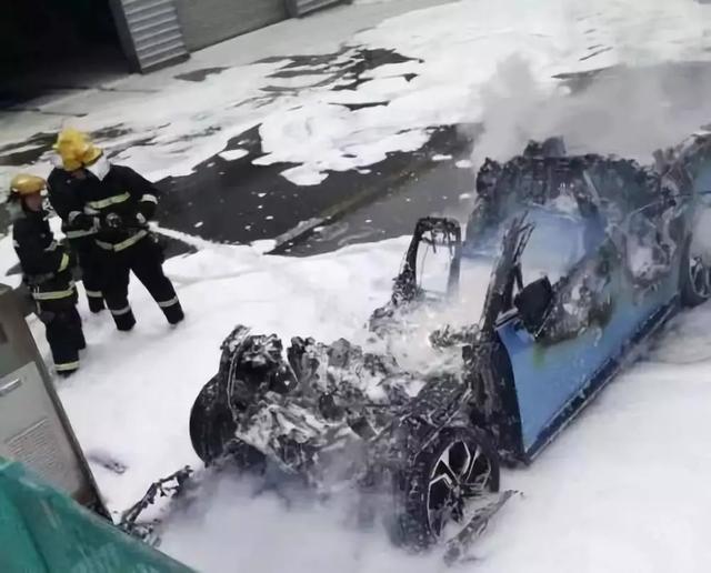 2019年新能源车召回：特斯拉召回占比近一半，蔚来也很惨