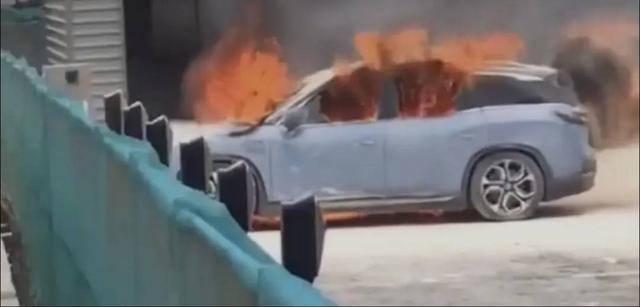 硬派越野车为何不出纯电版?看完这5点我终于明白了