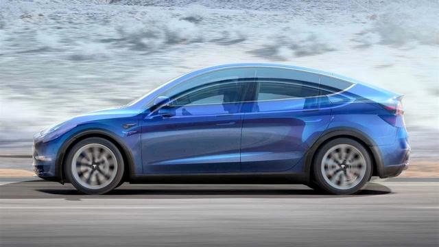 开上特斯拉电动车，就再也回不去汽油车了