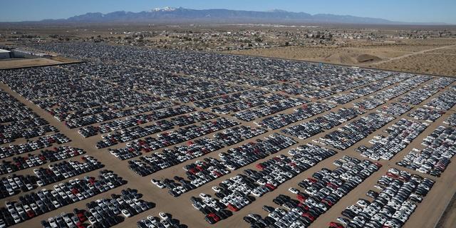 由于病毒影响，特斯拉积压上千辆库存车