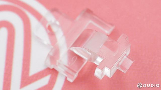 堆料最豪华的TWS耳机！亚马逊首款真无线产品 Echo buds 详细拆解