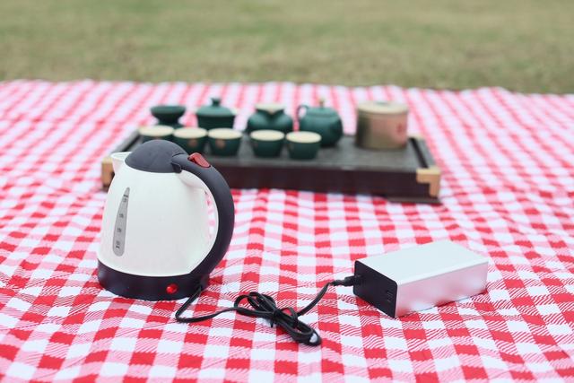 黑科技SmartDC-森石脉推出PowerBen能源堡360W移动电源