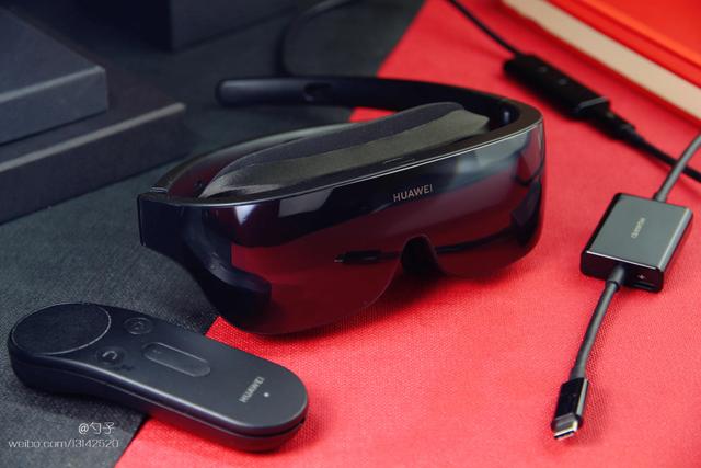 最便携的VR眼镜没有之一！HUAWEI VR Glass为何能当之无愧？