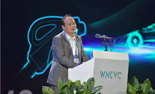 宁德时代：“只有忍辱负重，才能厚积薄发”