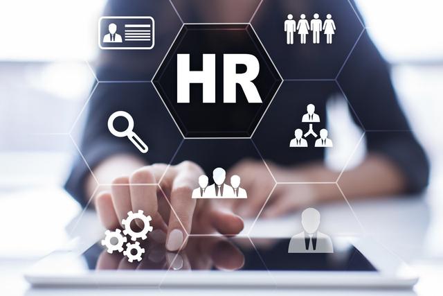 自嘲“书呆子”的马化腾，温和表象背后的管理小宇宙