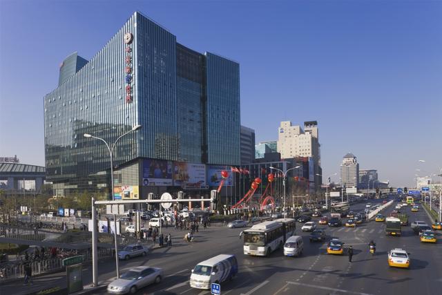 创业几十年，曾跟刘强东一起卖碟，如今“逃离”中关村