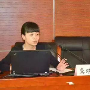 不止京东，这家企业名字也来自妻子，他英年早逝后，妻子又捐1亿