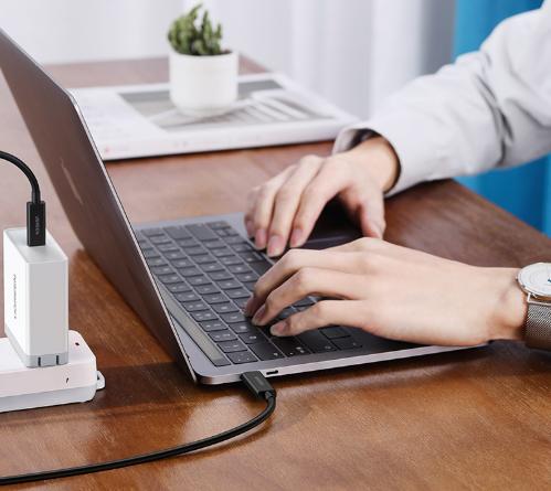 苹果新款Macbook Air来了，依旧标配雷电3接口，它有何强大之处？