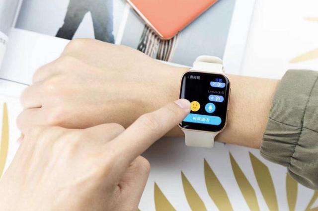 库克也为之心动的外观设计，赶超的OPPO Wacth来了