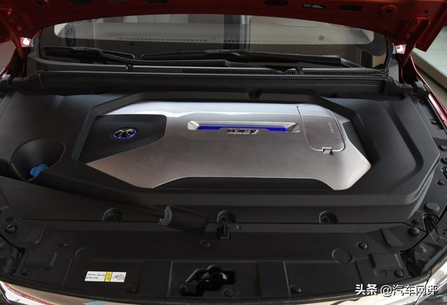 国产新能源之间的较量，为啥比亚迪的销量卖不过北汽新能源？