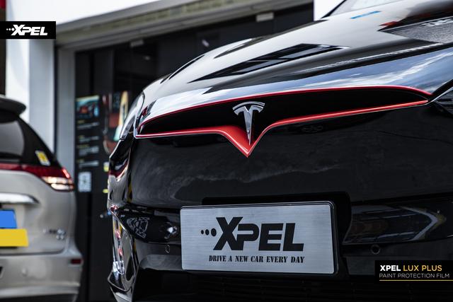 讲真的，我最后还是花了一百万买了辆特斯拉