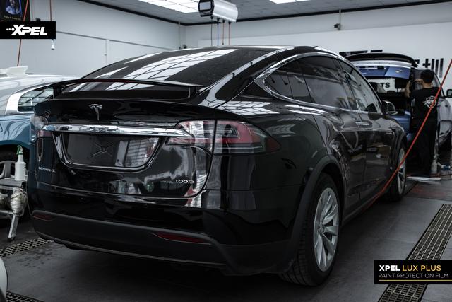 讲真的，我最后还是花了一百万买了辆特斯拉