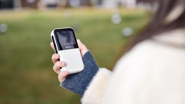 小米生态链又推新品，2寸超大IPS彩屏+160°可视角度