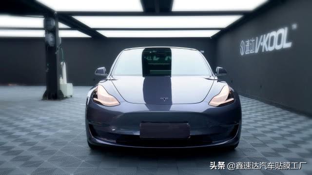 成都26岁水产余哥，特斯拉贴威固隐形车衣，深沉小伙变身硬汉