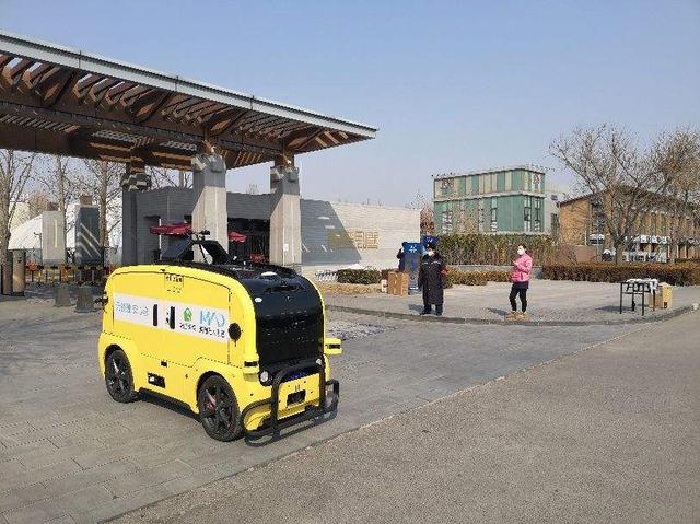 美团小哥即将失业？外卖行业再次被美团颠覆，无人车时代来了