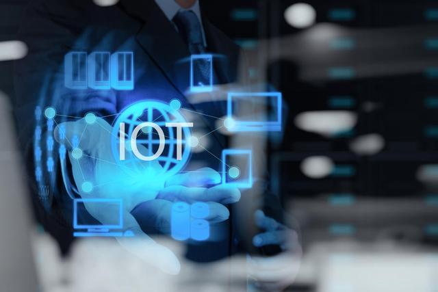 物联网产业仍在初期，不谈整合平台，应重基础建设