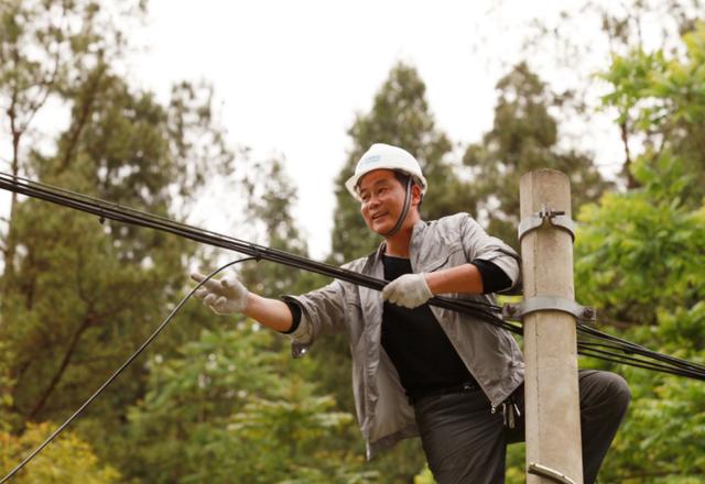 带上口罩才看清移动、联通、电信的"真面目"，错怪你们了！