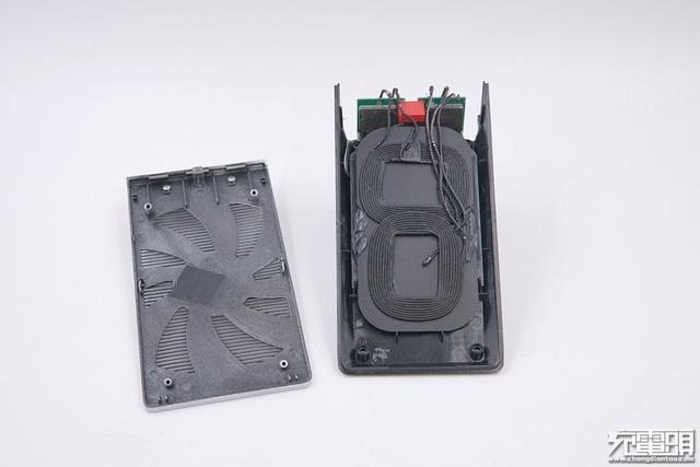 电商爆款无线充：南孚AirCharge立式风冷无线快充深度拆解