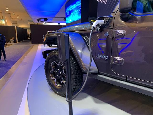 销量上不去 Jeep牧马人今年又整出了“骚操作”