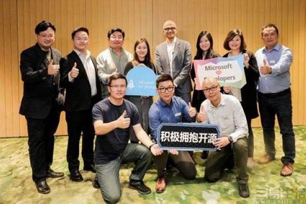 老虎难道要改吃素？封闭的苹果也要拥抱开源