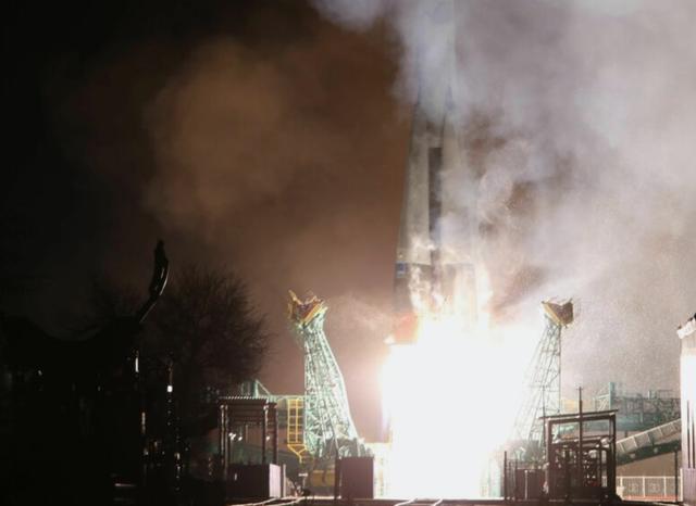 SpaceX 劲敌 OneWeb 受疫情影响申请破产！融资 34 亿美元，发射 74 颗卫星，也逃不过魔咒