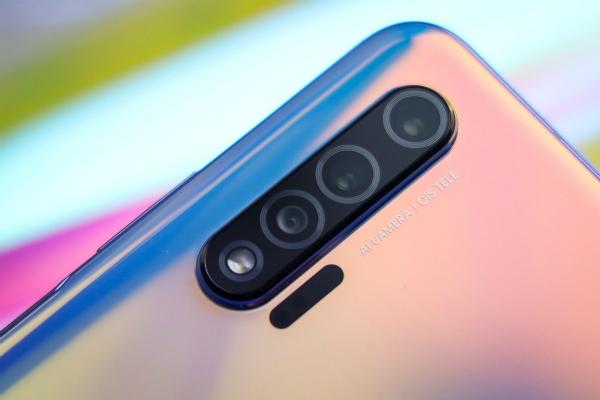 最便宜的麒麟990 5G！最低只要2960，不到半年降价800多