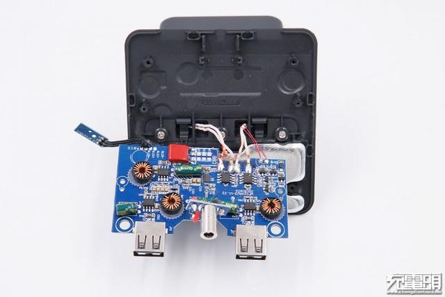 美国Costco爆款无线充：ubiolabs无线充电器开箱拆解