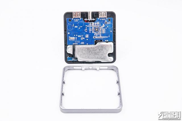 美国Costco爆款无线充：ubiolabs无线充电器开箱拆解