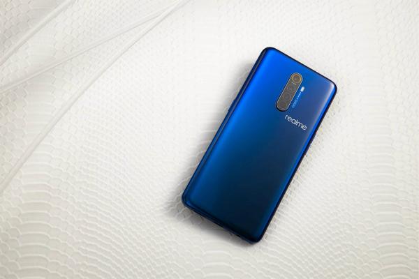 最便宜的90Hz旗舰！骁龙855Plus+6400W四摄，只要1999