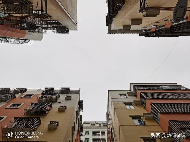 麒麟820首发机究竟值不值？2399元起的荣耀30S评测