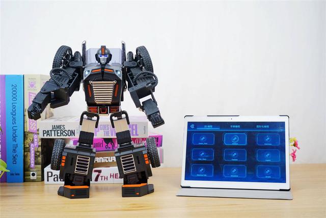 售价2499的变形机器人，凭什么敢说是孩子编程教育的启蒙机器人