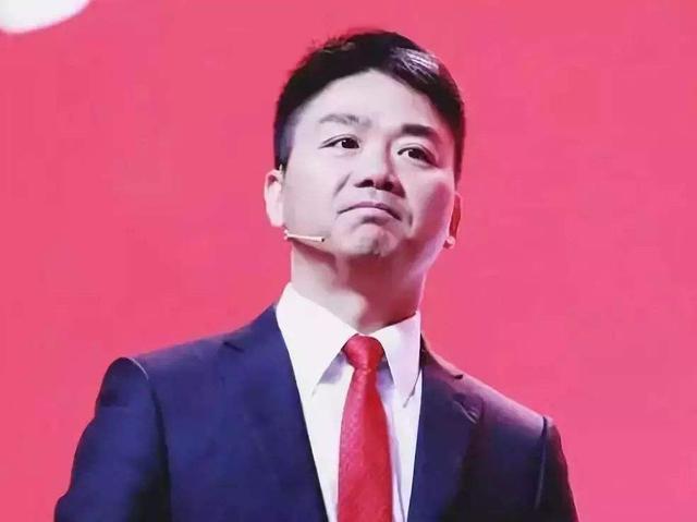 电商黑马“野蛮”发展，京东阿里措手不及，6亿用户成交额10000亿