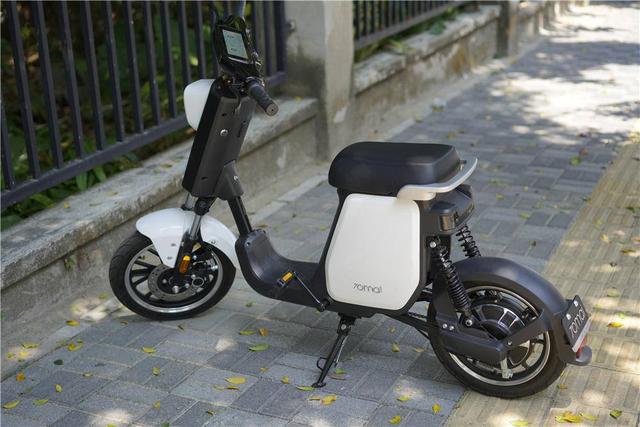 电动车上内置了小爱同学会是种什么体验？现在，它就来了！