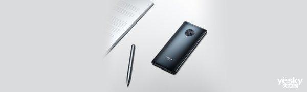 数码设备选购秘籍：买旧不如买新 5G旗舰新机任你选