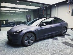 比亚迪不敌特斯拉，有这三个原因，网友：别闹，它可是汽车界华为