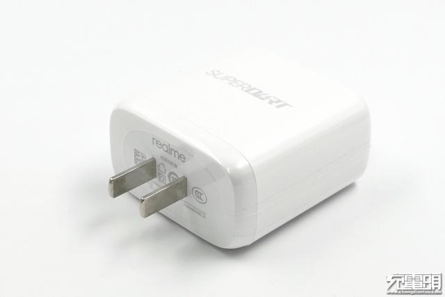 自己人用是神器，别人用是五福一安？realme 65W氮化镓充电器评测