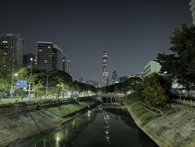 用细节打败友商！OPPO FindX2系列上手体验：这屏幕有点“超纲”