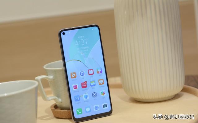 麒麟820、变焦、低价，该有的都有，为何还有许多用户感到不满？