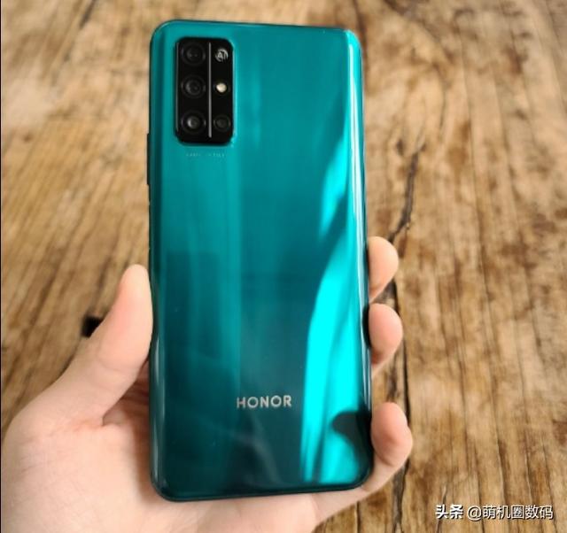 麒麟820、变焦、低价，该有的都有，为何还有许多用户感到不满？