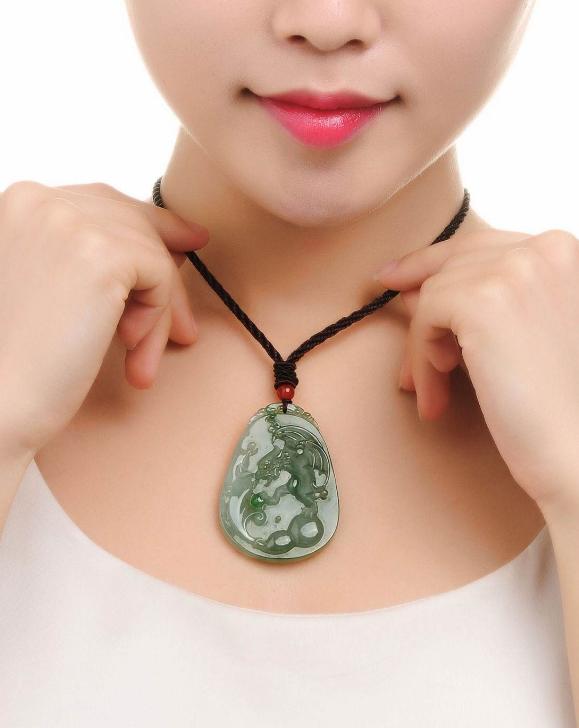 互联网风口之下，玉石行业再度洗牌，玉雕销售如何才能适应市场？