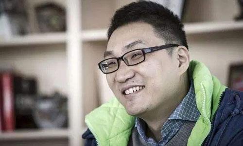 疫情时，员工工资不降反增，1350亿的他是马云“最大对手”？