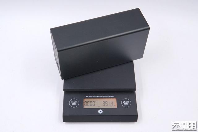 突破常规PD100W！搭载SmartDC 360W超大功率PowerBen评测SMP-360W