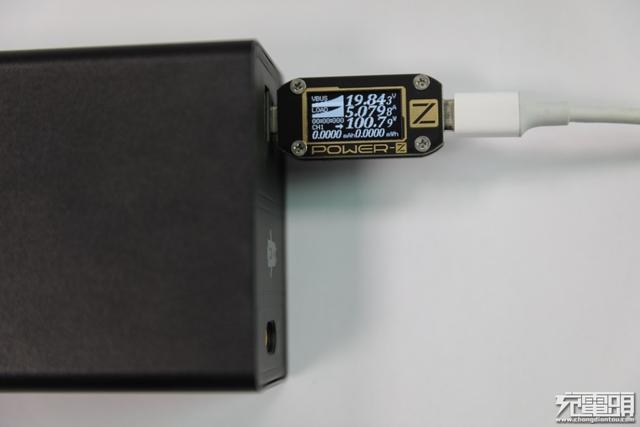 突破常规PD100W！搭载SmartDC 360W超大功率PowerBen评测SMP-360W